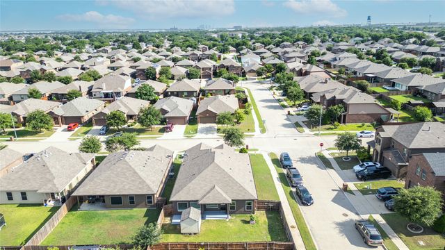 1801 Potrillo Lane, Fort Worth, TX 76131
