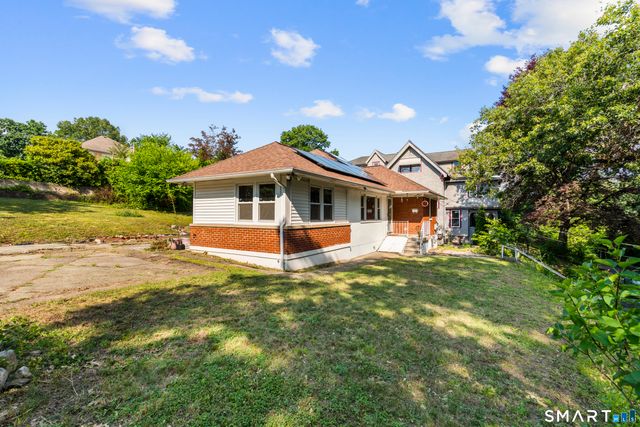17 Southview Street, Naugatuck, CT 06770
