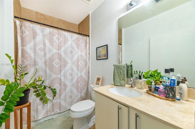 700 NE 25th St 1603, Miami, FL 33137