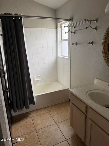 3025 OAK TOWER Place, El Paso, TX 79936