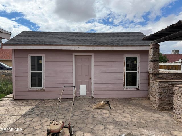 3025 OAK TOWER Place, El Paso, TX 79936