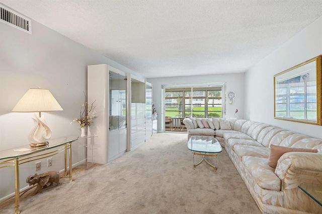 2302 Lucaya Lane E1, Coconut Creek, FL 33066