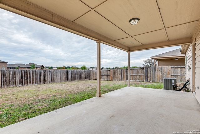 12011 Luckey Vw, San Antonio, TX 78252