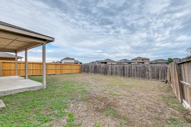 12011 Luckey Vw, San Antonio, TX 78252