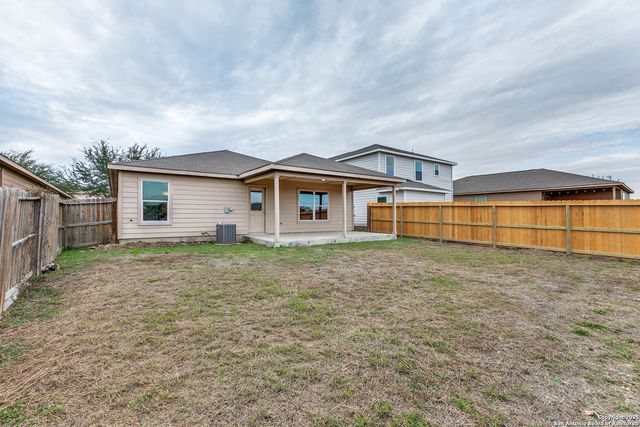 12011 Luckey Vw, San Antonio, TX 78252