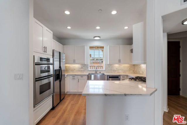 5935 Playa Vista Drive 410, Los Angeles, CA 90094