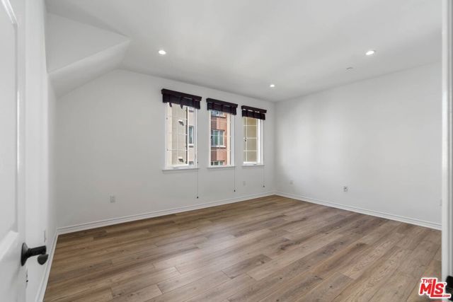 5935 Playa Vista Drive 410, Los Angeles, CA 90094