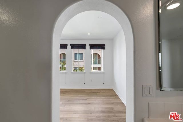 5935 Playa Vista Drive 410, Los Angeles, CA 90094