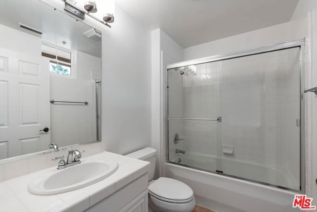 5935 Playa Vista Drive 410, Los Angeles, CA 90094