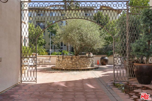 5935 Playa Vista Drive 410, Los Angeles, CA 90094