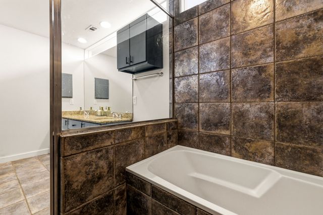 3836 San Jacinto Street, Dallas, TX 75204