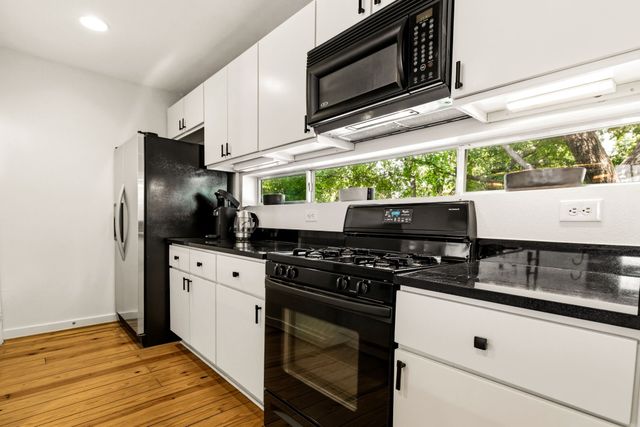 3836 San Jacinto Street, Dallas, TX 75204