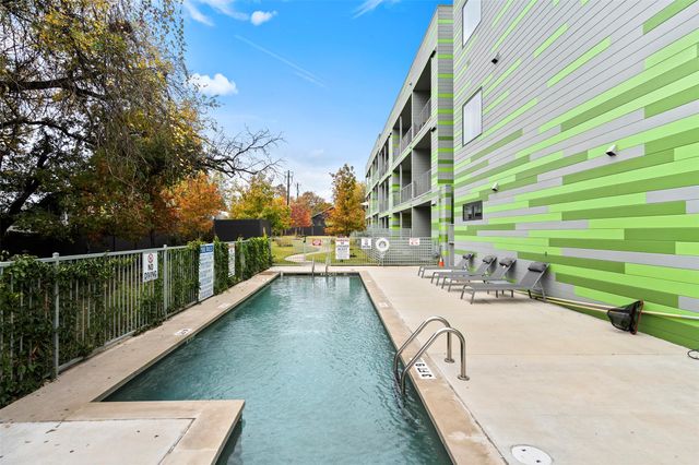 4004 Banister LN 105, Austin, TX 78704
