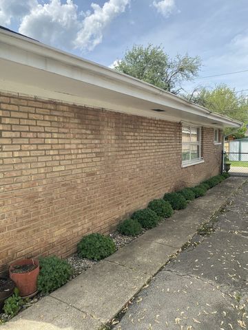 1521 E 13th Place, Ford Heights, IL 60411