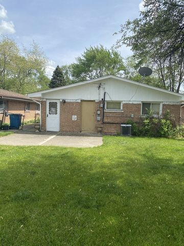 1521 E 13th Place, Ford Heights, IL 60411