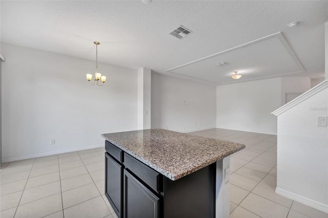 1003 E 10 STREET, Apopka, FL 32703