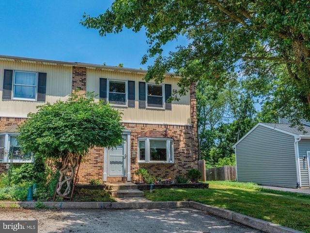 43 EVERGREEN LN, Phoenixville, PA 19460
