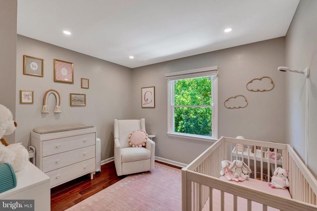 43 EVERGREEN LN, Phoenixville, PA 19460