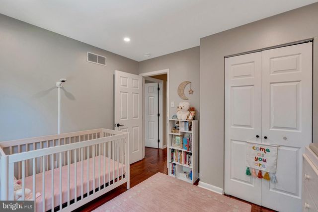 43 EVERGREEN LN, Phoenixville, PA 19460
