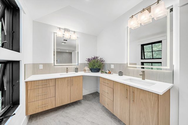 47 Rolling Lane, Needham, MA 02492