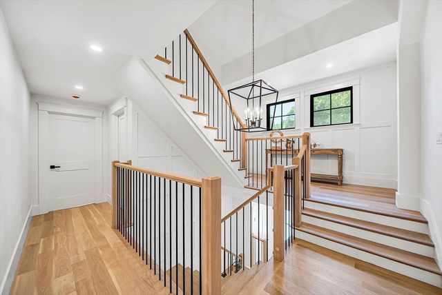 47 Rolling Lane, Needham, MA 02492