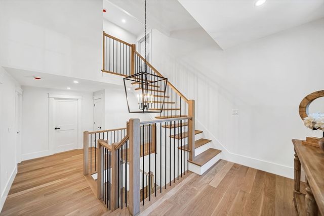 47 Rolling Lane, Needham, MA 02492