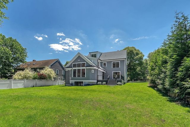 47 Rolling Lane, Needham, MA 02492