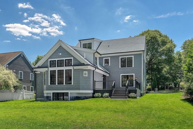47 Rolling Lane, Needham, MA 02492