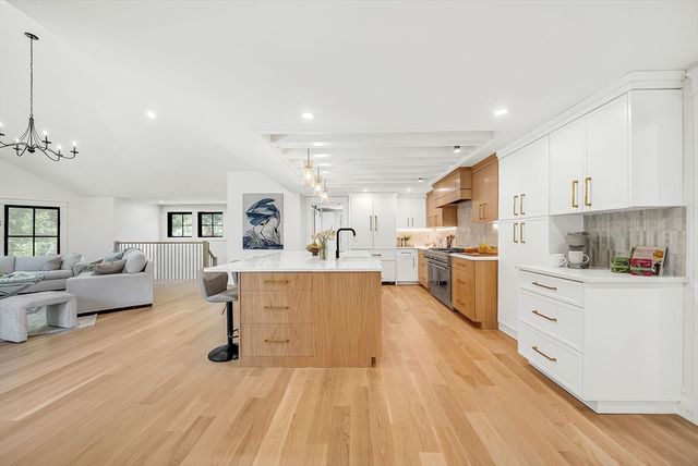 47 Rolling Lane, Needham, MA 02492