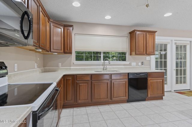 1203 Magnolia Bayou Boulevard, Ocean Springs, MS 39564