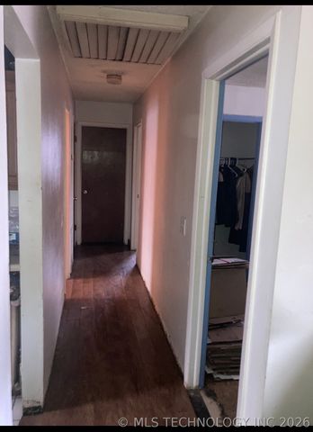 15585 N Lost City Road, Hulbert, OK 74441