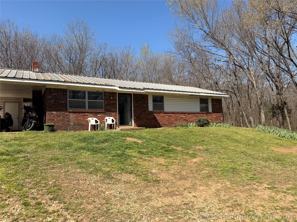 15585 N Lost City Road, Hulbert, OK 74441