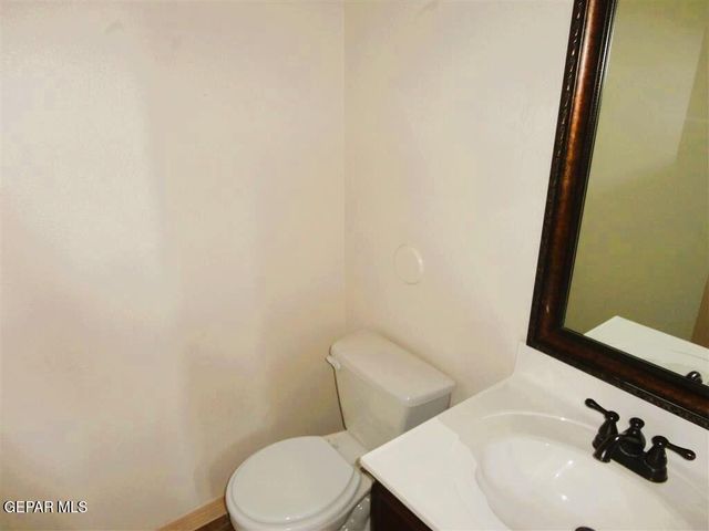 2809 Tag Rock Place, El Paso, TX 79938