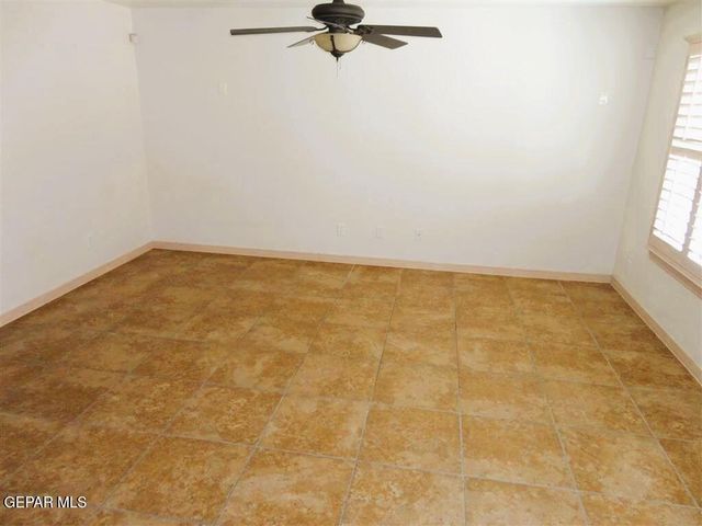 2809 Tag Rock Place, El Paso, TX 79938