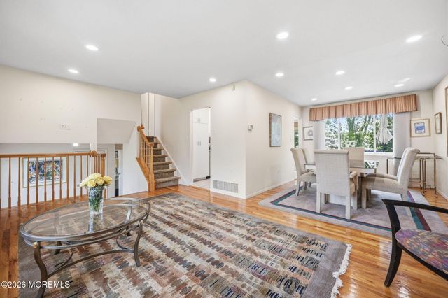 7 Kilmer Drive, Manalapan, NJ 07726
