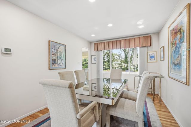 7 Kilmer Drive, Manalapan, NJ 07726