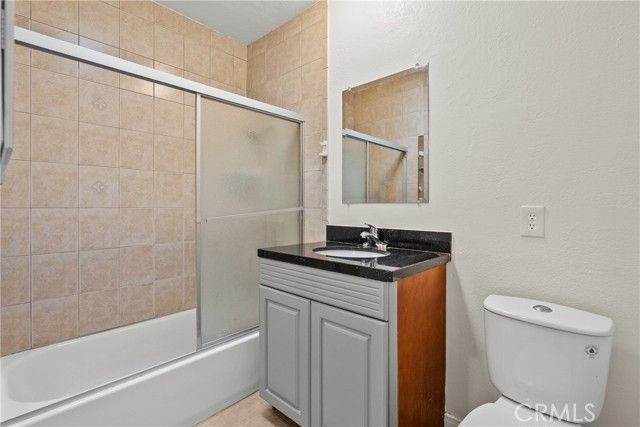 11025 Kittridge 134, North Hollywood (los Angeles), CA 91606