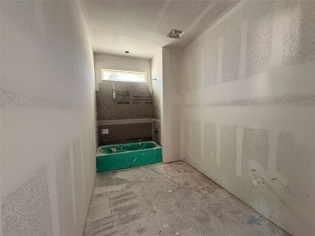 277 Zebrastone Way, Poolville, TX 76487