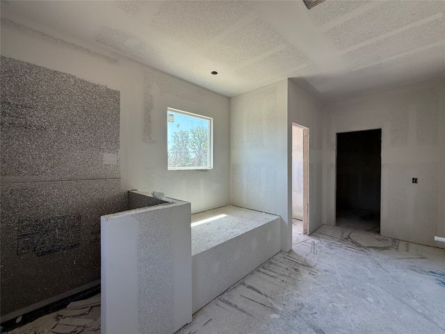277 Zebrastone Way, Poolville, TX 76487