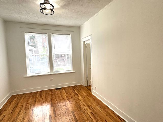 4050 W Hirsch Street 1, Chicago, IL 60651