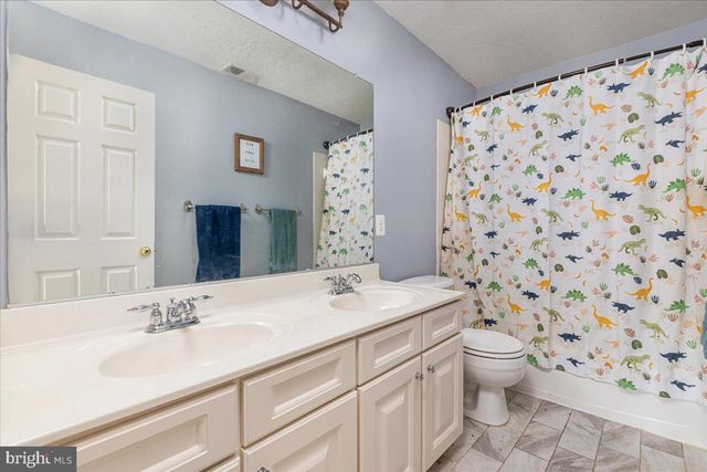 135 BLACKBURNS FORD DR, Stephens City, VA 22655