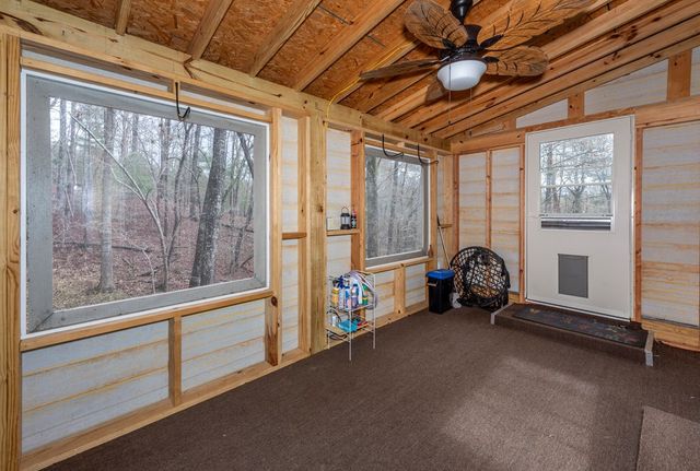 520 Newport Drive, Ellijay, GA 30540