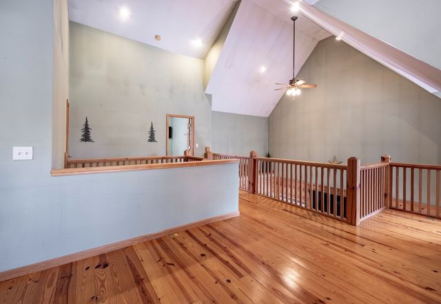 520 Newport Drive, Ellijay, GA 30540