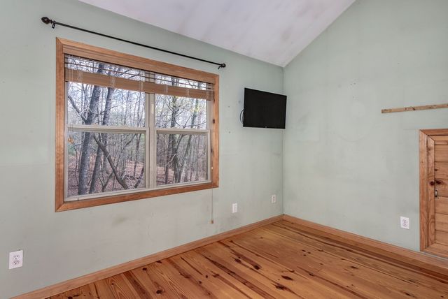 520 Newport Drive, Ellijay, GA 30540