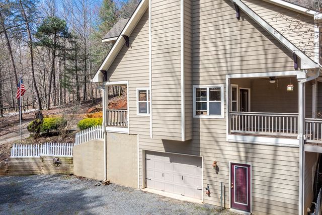 520 Newport Drive, Ellijay, GA 30540