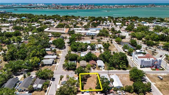 1405 PENNSYLVANIA AVENUE, Clearwater, FL 33755