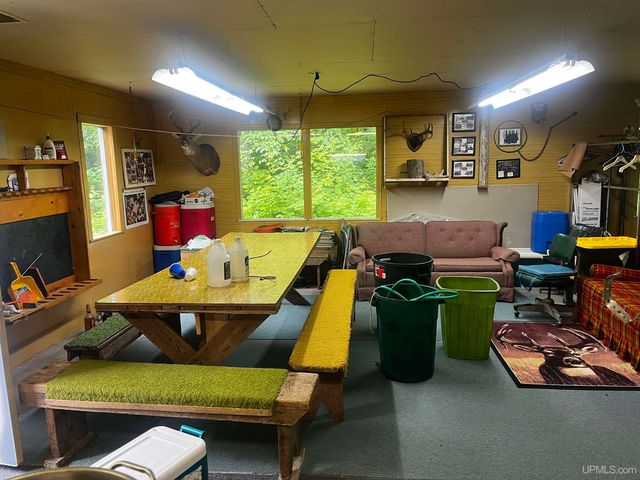 40 acres The Grade Road, Amasa, MI 49920