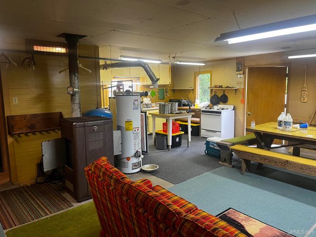 40 acres The Grade Road, Amasa, MI 49920