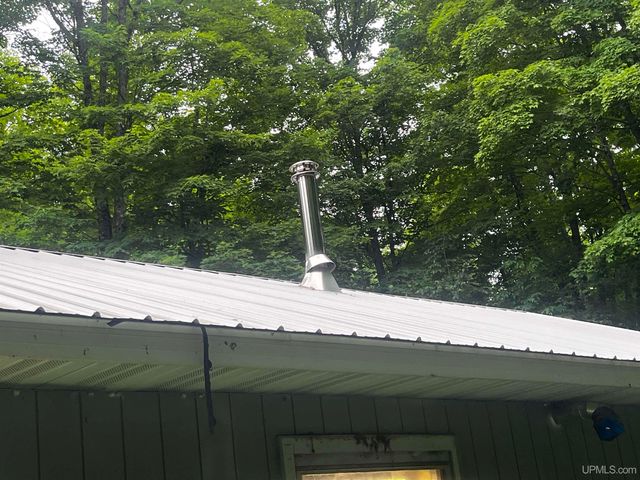 40 acres The Grade Road, Amasa, MI 49920