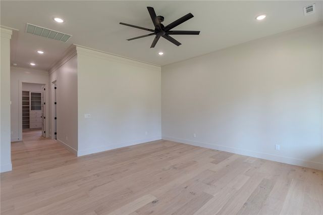 5238 W Weir Road, Fayetteville, AR 72704